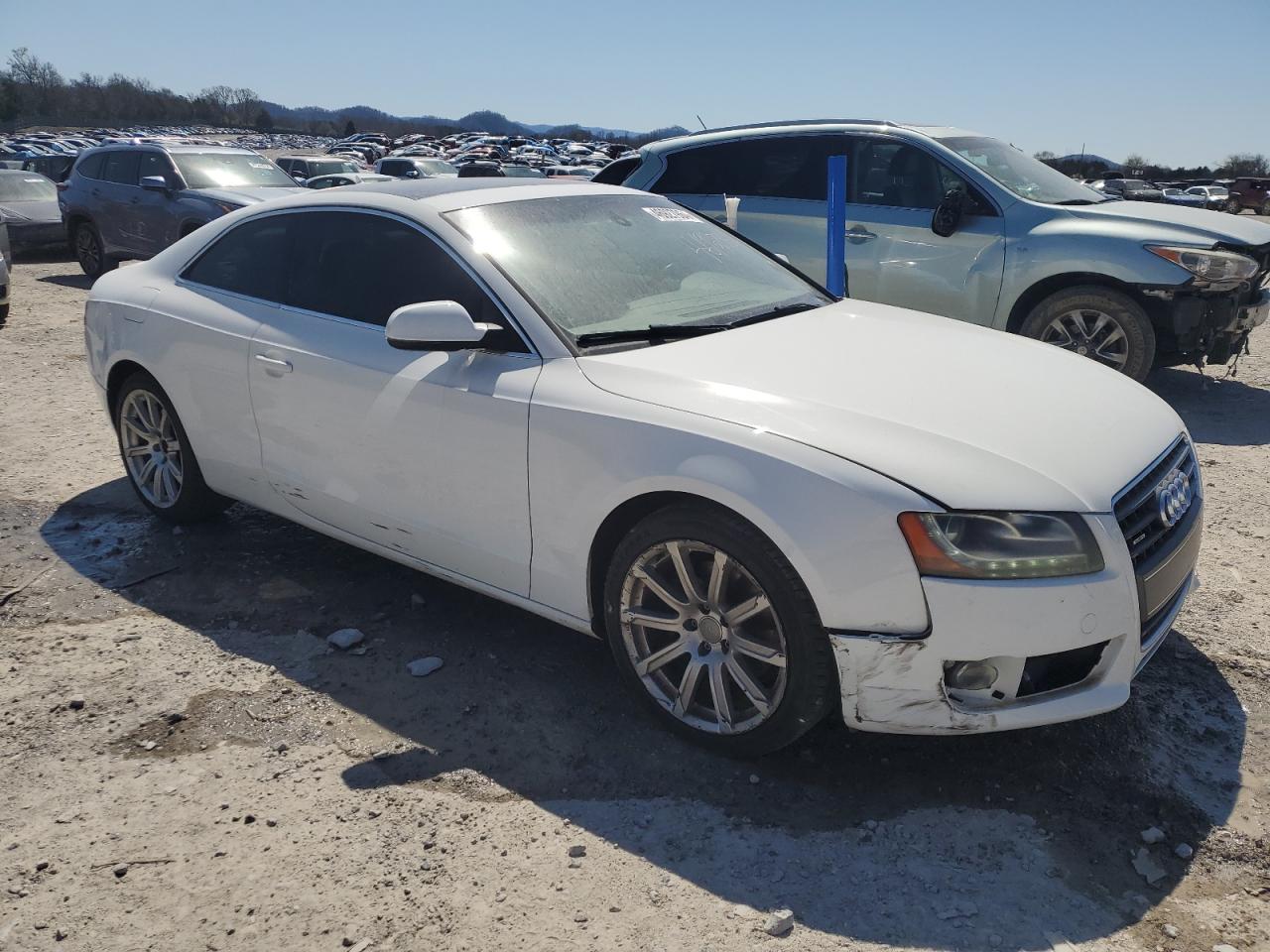 Photo 3 VIN: WAURFAFR4BA086117 - AUDI A5 