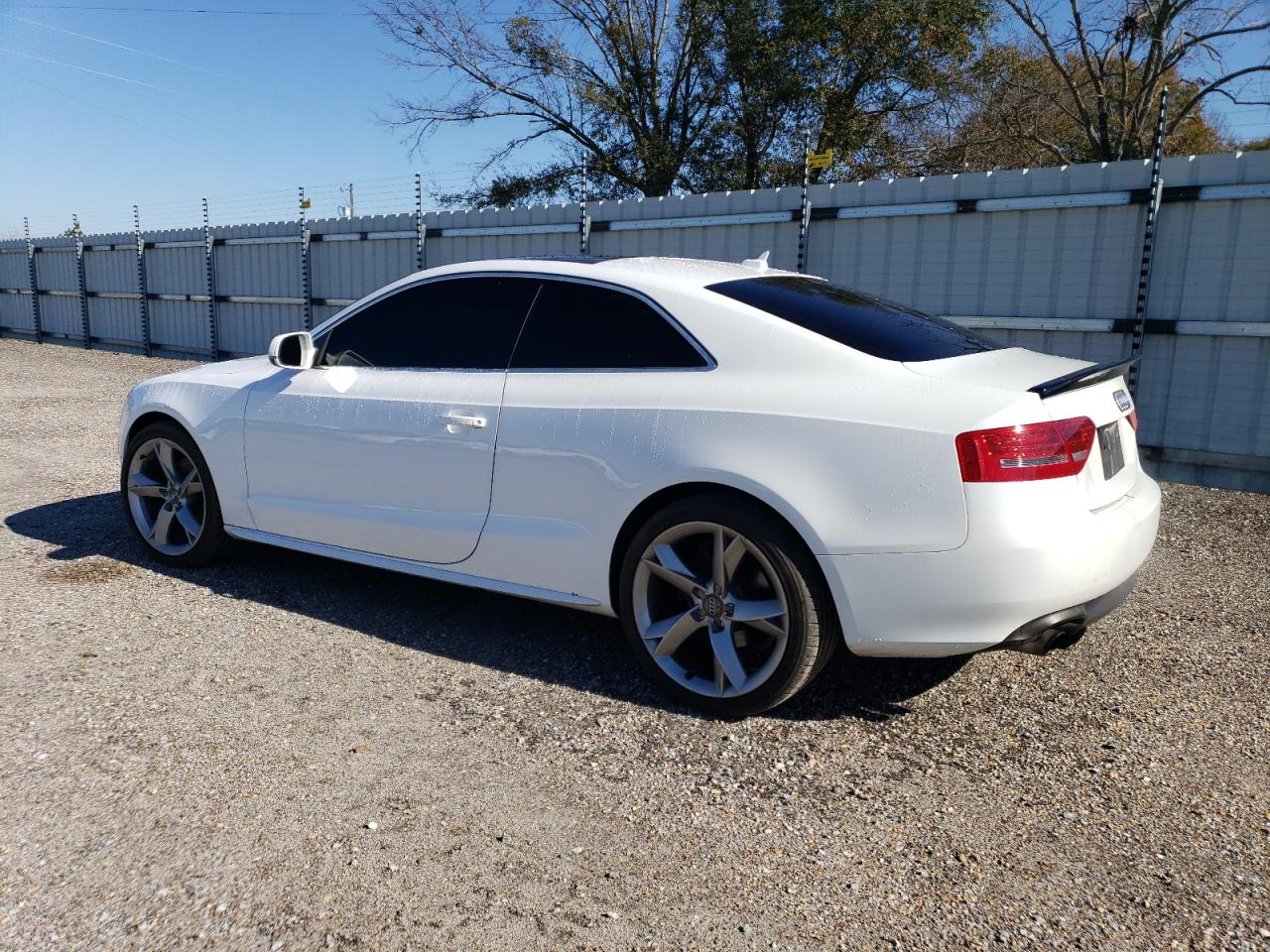 Photo 1 VIN: WAURFAFR9CA027341 - AUDI A5 