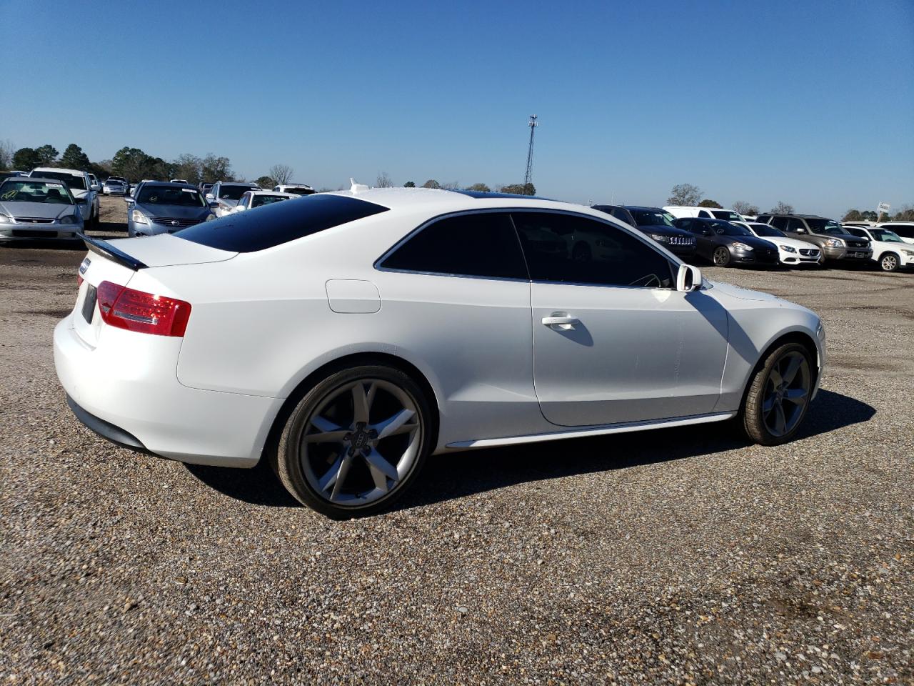 Photo 2 VIN: WAURFAFR9CA027341 - AUDI A5 