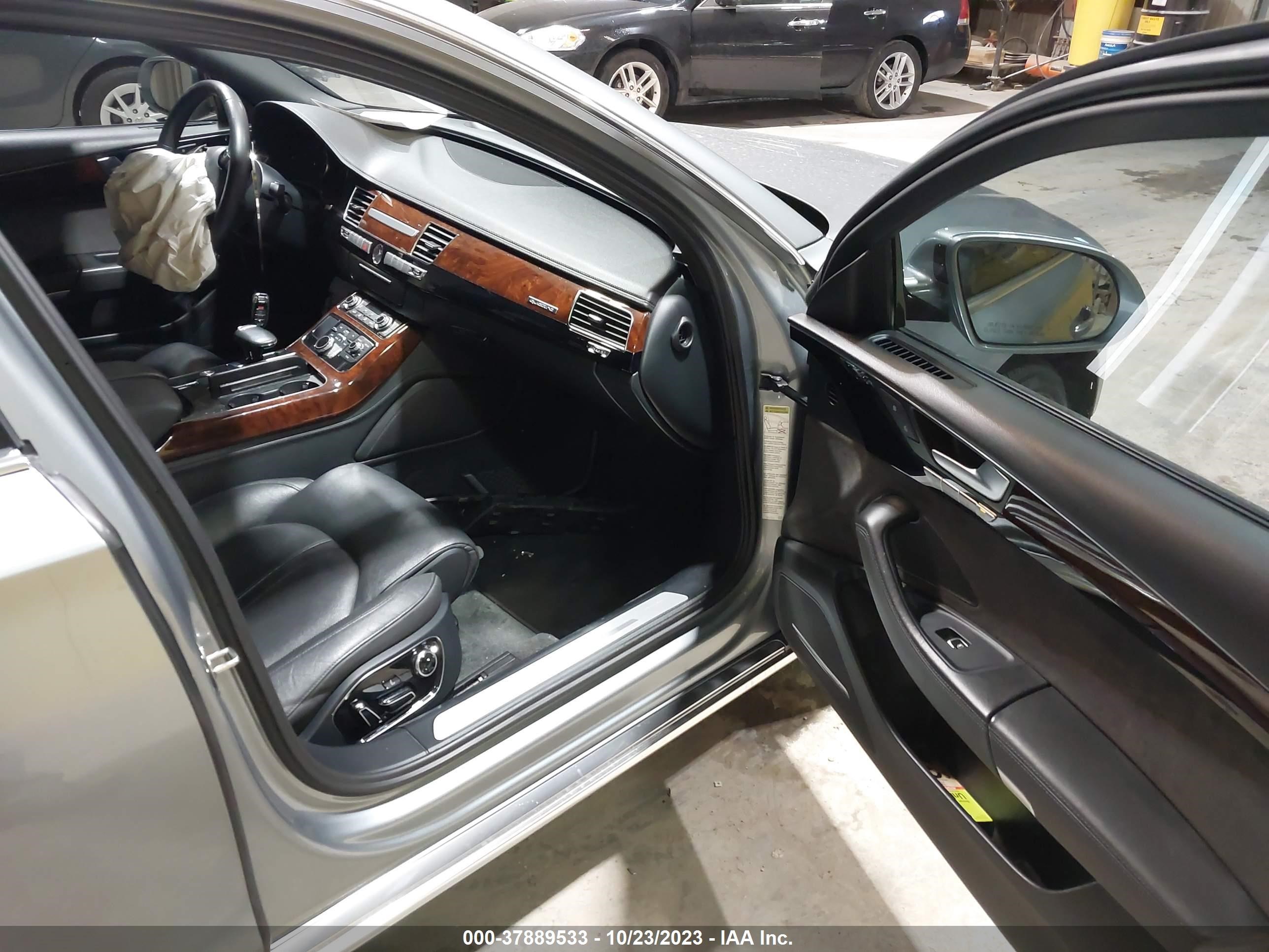 Photo 4 VIN: WAURGAFD5DN024478 - AUDI A8 L 