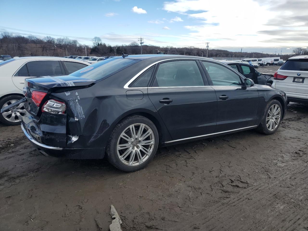 Photo 2 VIN: WAURGAFD7DN031562 - AUDI A8 