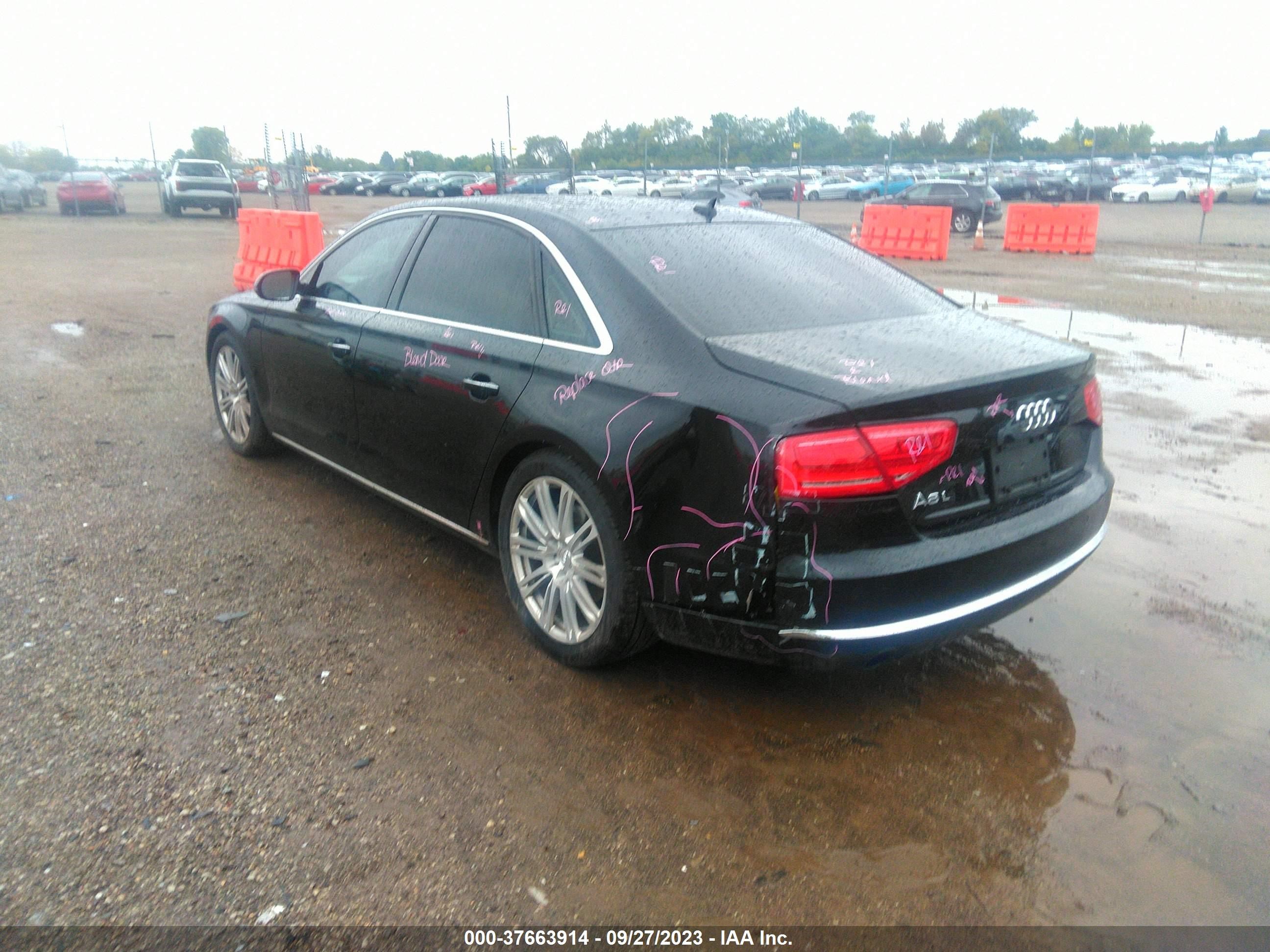 Photo 2 VIN: WAURGAFD9DN031725 - AUDI A8 