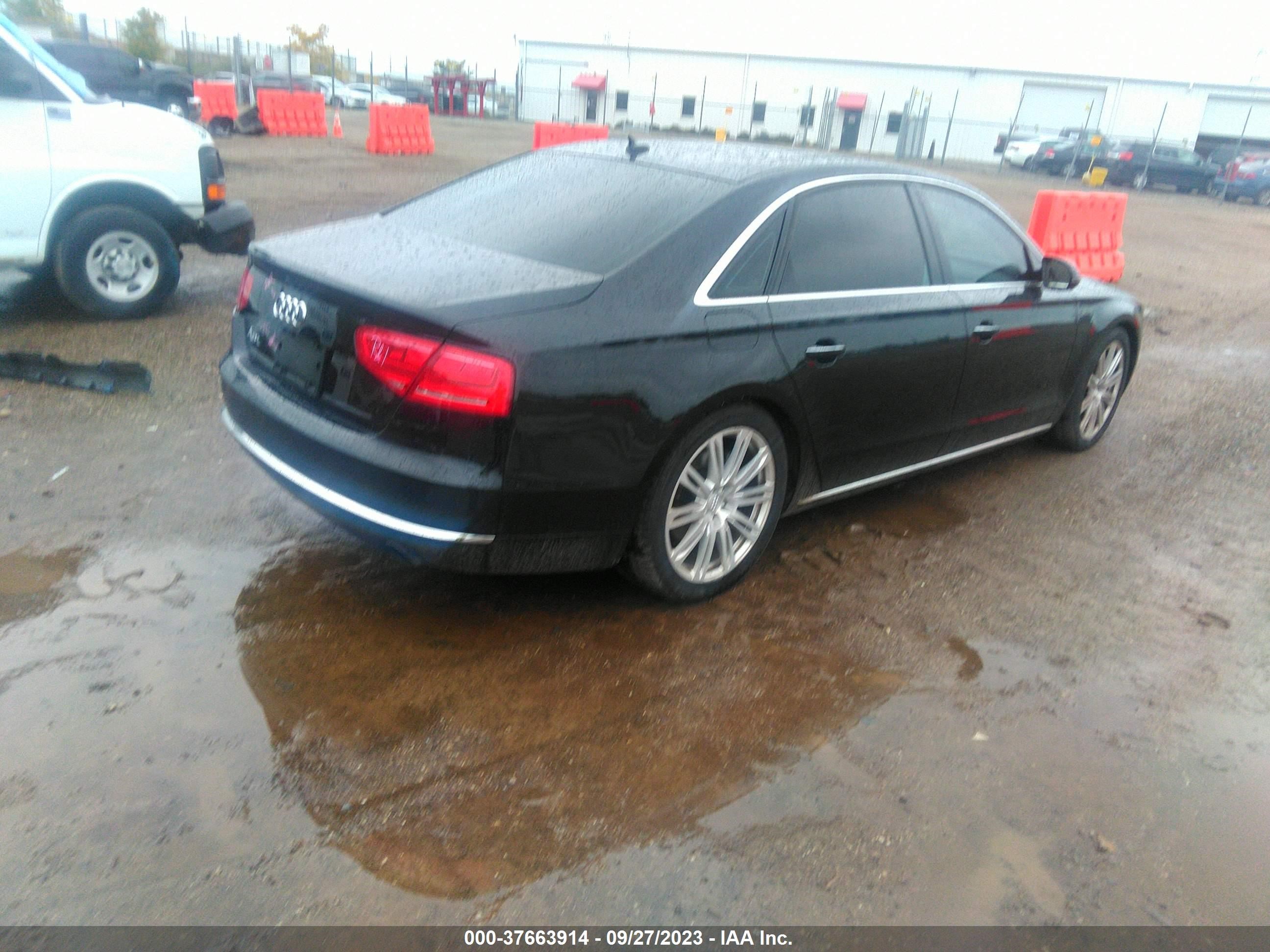 Photo 3 VIN: WAURGAFD9DN031725 - AUDI A8 