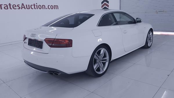 Photo 8 VIN: WAURV68T29A044533 - AUDI S5 