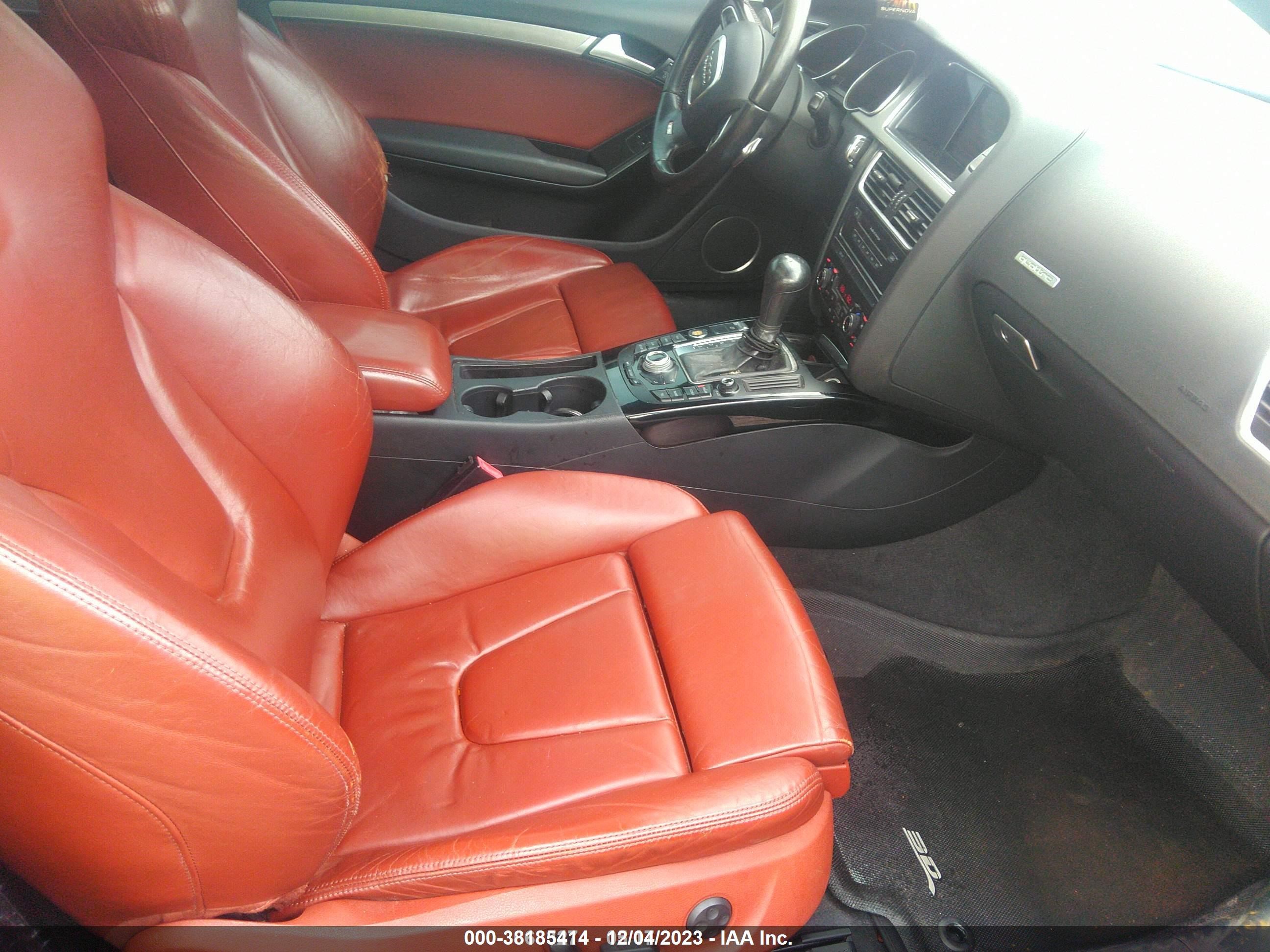 Photo 4 VIN: WAURV78T19A003879 - AUDI S5 