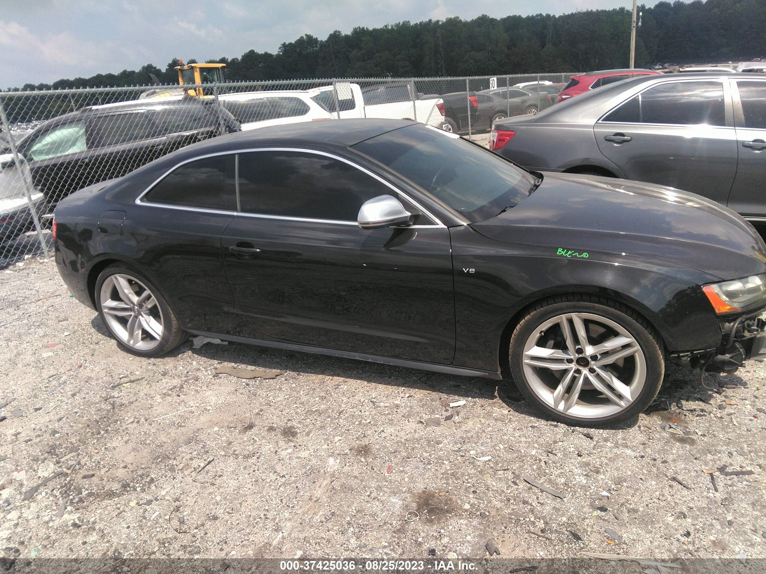 Photo 12 VIN: WAURV78T28A010581 - AUDI S5 