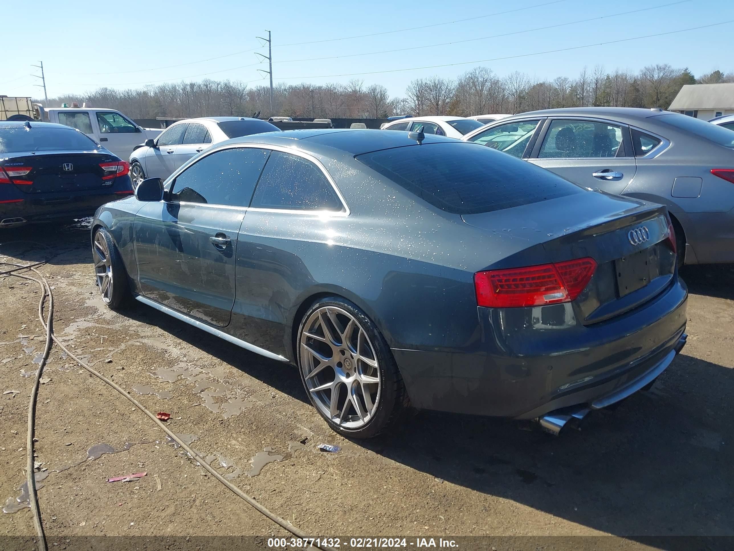 Photo 2 VIN: WAURV78T79A016524 - AUDI S5 