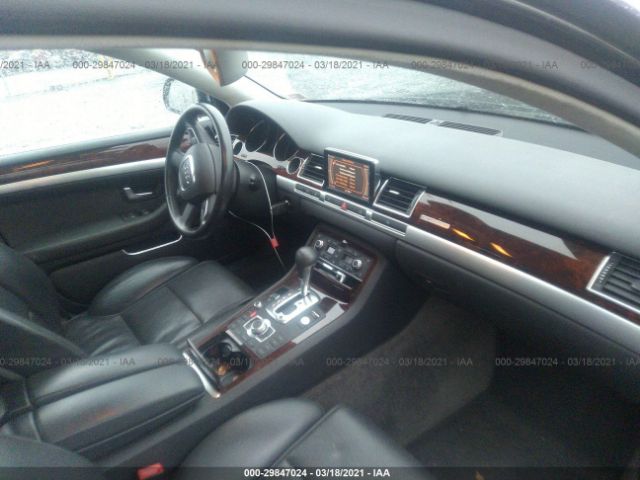 Photo 4 VIN: WAURVAFA4AN009431 - AUDI A8 L 