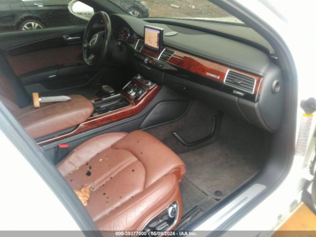 Photo 4 VIN: WAURVAFD0BN019272 - AUDI A8 L 