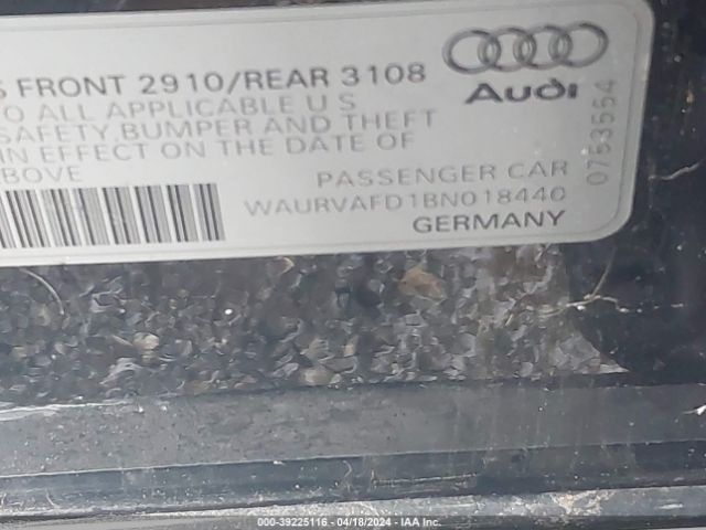 Photo 8 VIN: WAURVAFD1BN018440 - AUDI A8 L 