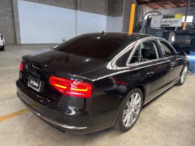 Photo 2 VIN: WAURVAFD1BN027915 - AUDI A8 L 