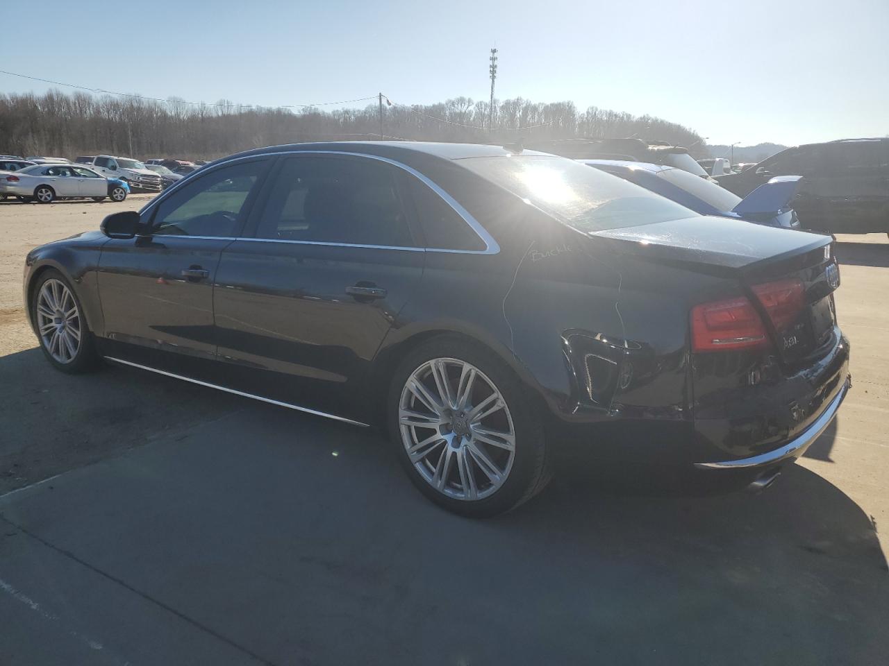 Photo 1 VIN: WAURVAFD1CN011926 - AUDI A8 