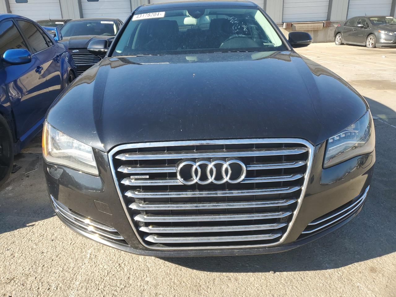 Photo 4 VIN: WAURVAFD1CN011926 - AUDI A8 