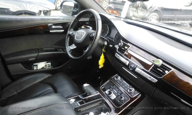 Photo 4 VIN: WAURVAFD3CN019459 - AUDI A8 