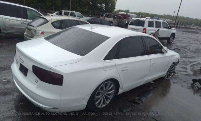 Photo 3 VIN: WAURVAFD3CN025407 - AUDI A8 