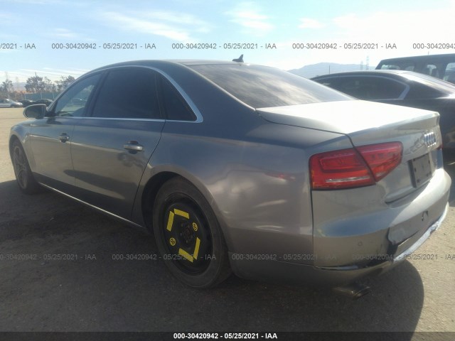 Photo 2 VIN: WAURVAFD3CN037685 - AUDI A8 L 