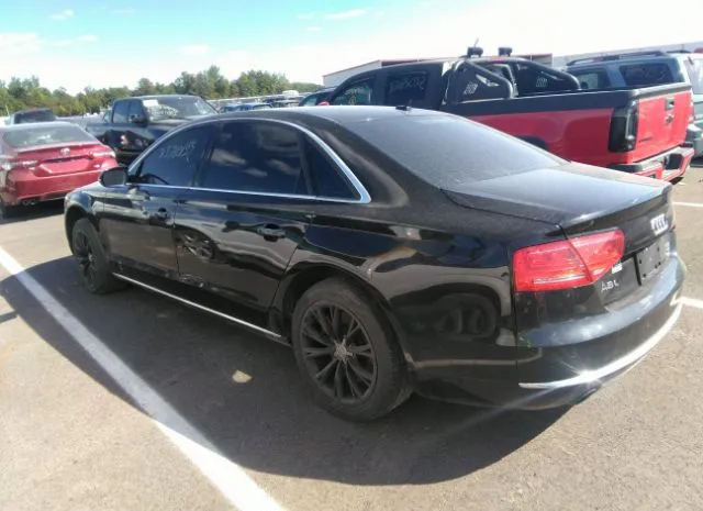 Photo 2 VIN: WAURVAFD5CN030737 - AUDI A8 L 