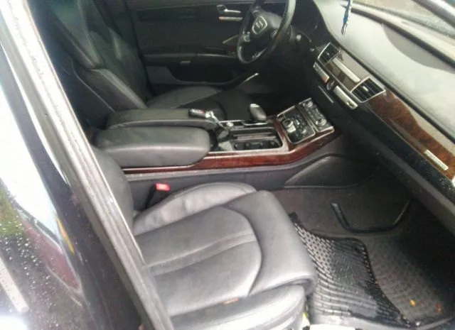 Photo 4 VIN: WAURVAFD5CN030737 - AUDI A8 L 