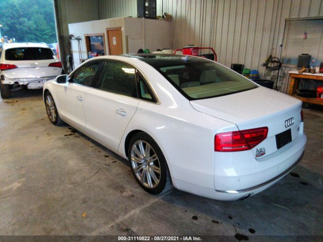 Photo 2 VIN: WAURVAFD9BN022946 - AUDI A8 L 