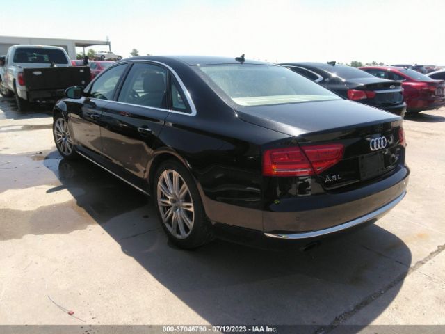 Photo 2 VIN: WAURVAFD9CN005145 - AUDI A8 L 