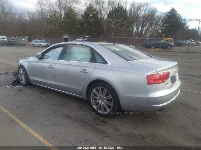 Photo 2 VIN: WAURVAFD9CN008935 - AUDI A8 L 