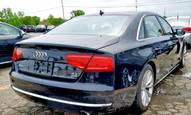 Photo 3 VIN: WAURVAFD9CN017327 - AUDI A8 