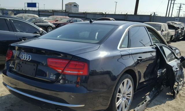 Photo 3 VIN: WAURVAFD9CN022575 - AUDI A8 