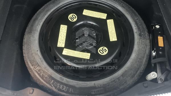 Photo 35 VIN: WAURVB4H0CN020919 - AUDI A8 