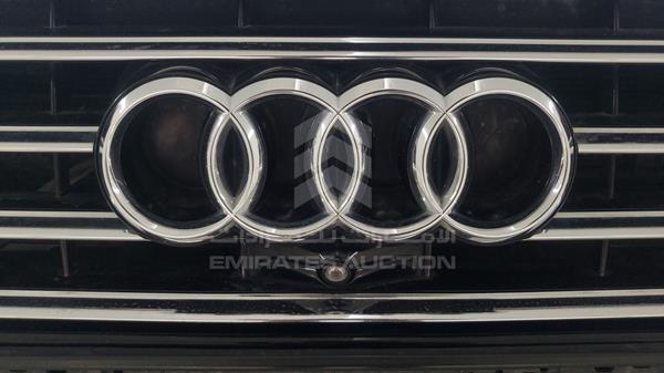 Photo 36 VIN: WAURVB4H0CN020919 - AUDI A8 