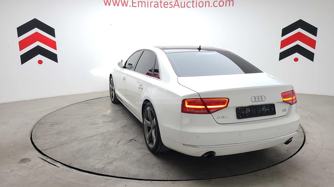 Photo 12 VIN: WAURVB4H6DN000417 - AUDI A8 