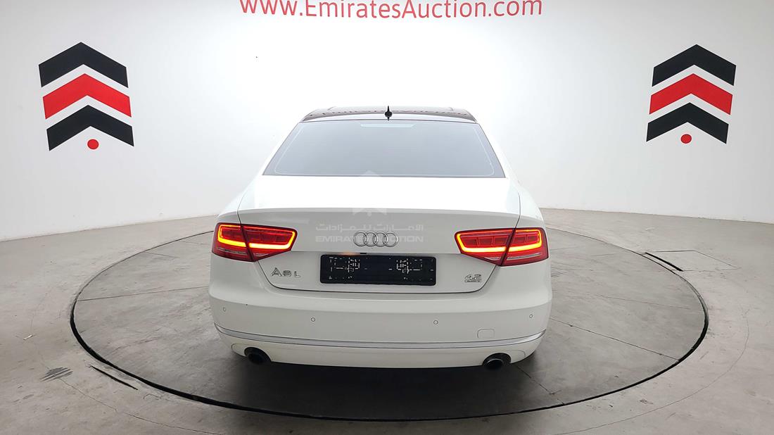 Photo 15 VIN: WAURVB4H6DN000417 - AUDI A8 