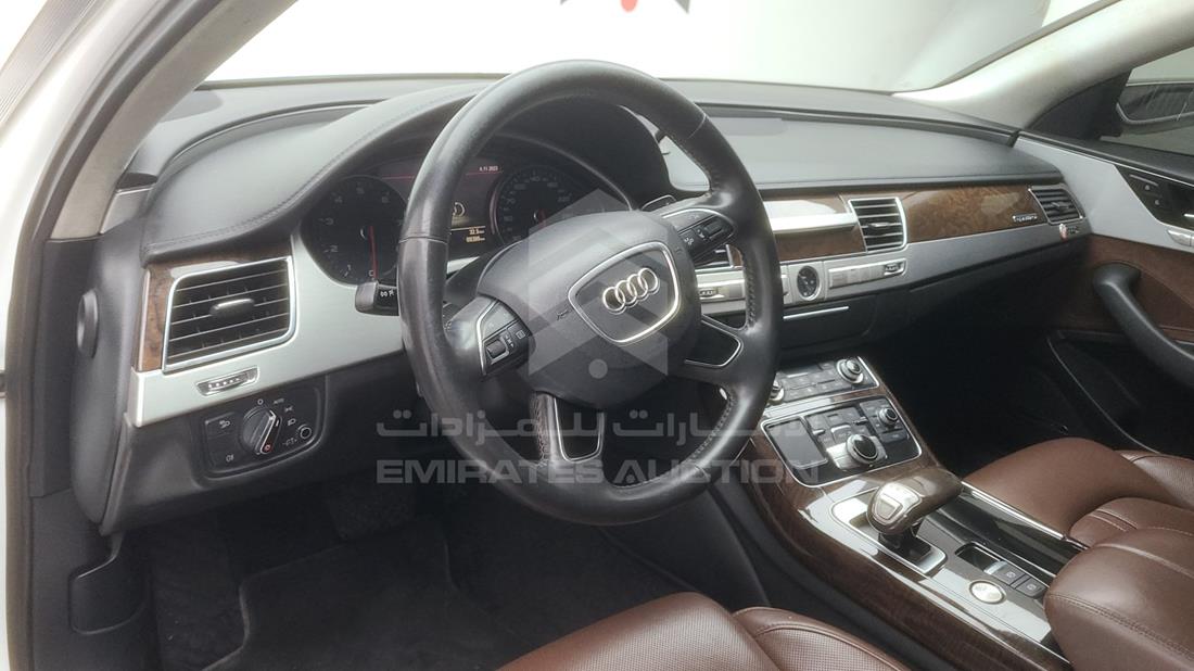 Photo 23 VIN: WAURVB4H6DN000417 - AUDI A8 