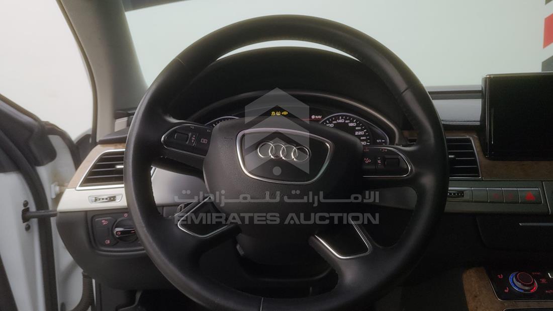 Photo 19 VIN: WAURVB4HXCN026825 - AUDI A8 