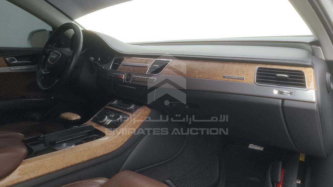 Photo 34 VIN: WAURVB4HXCN026825 - AUDI A8 