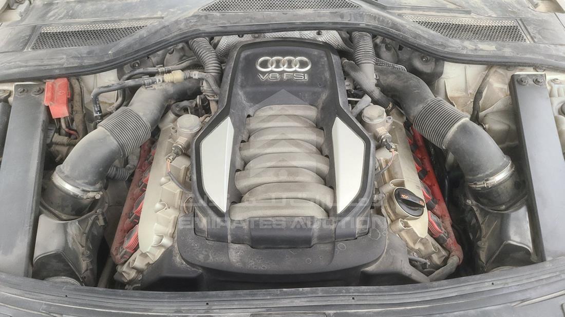 Photo 37 VIN: WAURVB4HXCN026825 - AUDI A8 