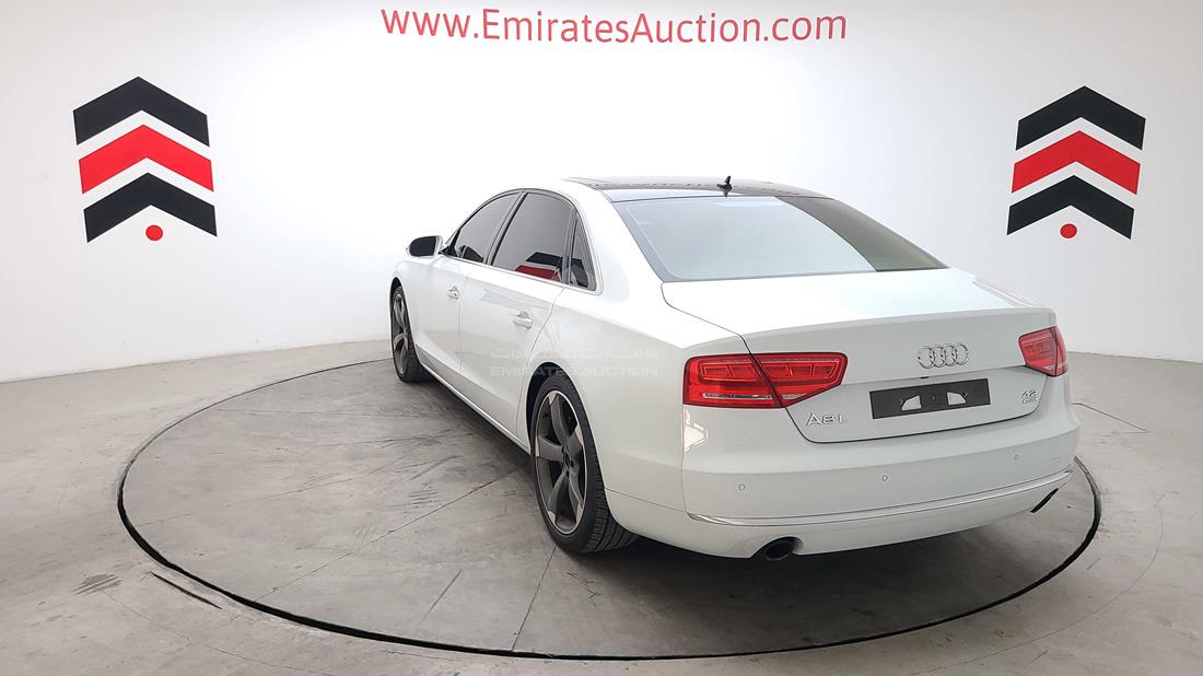 Photo 8 VIN: WAURVB4HXCN026825 - AUDI A8 