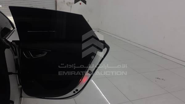 Photo 32 VIN: WAUS2CFC1EN003860 - AUDI S7 