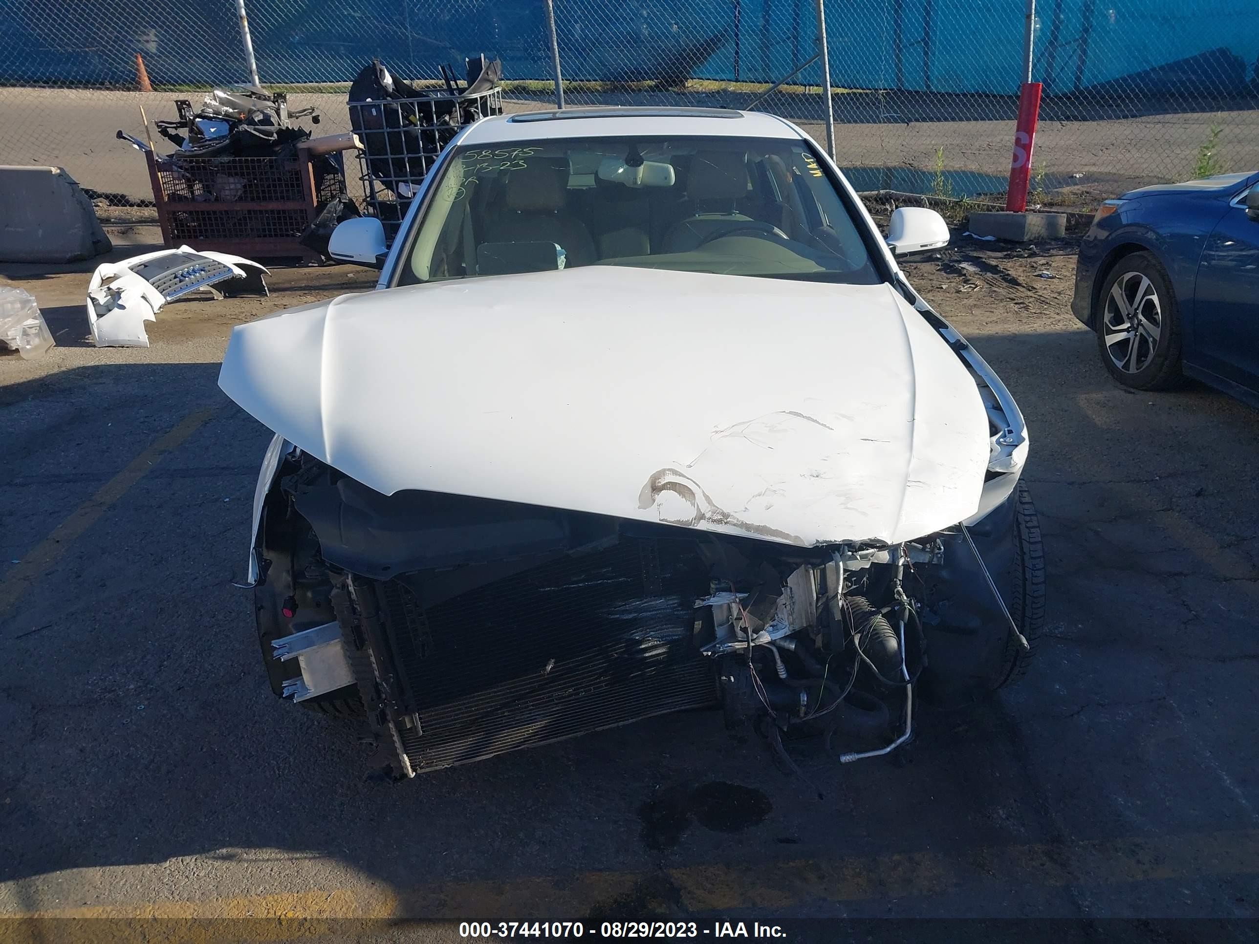 Photo 12 VIN: WAUSF78K19A137989 - AUDI A4 