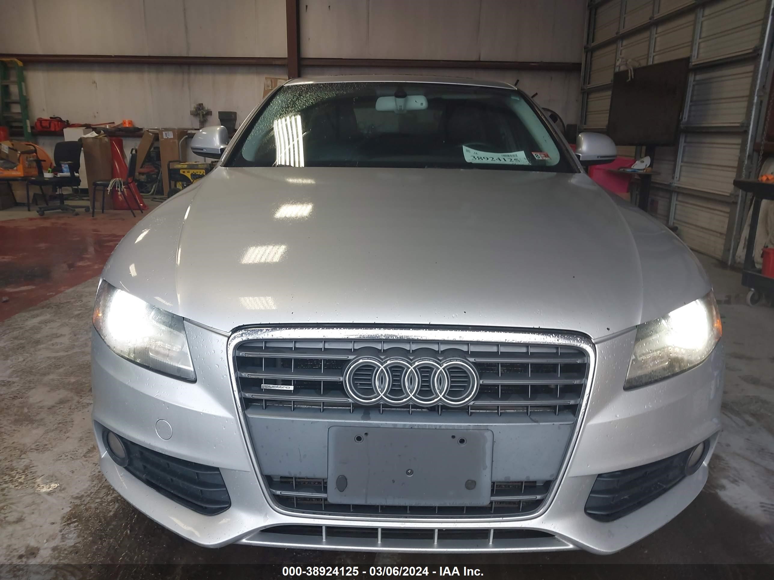 Photo 5 VIN: WAUSF78K29N012623 - AUDI A4 