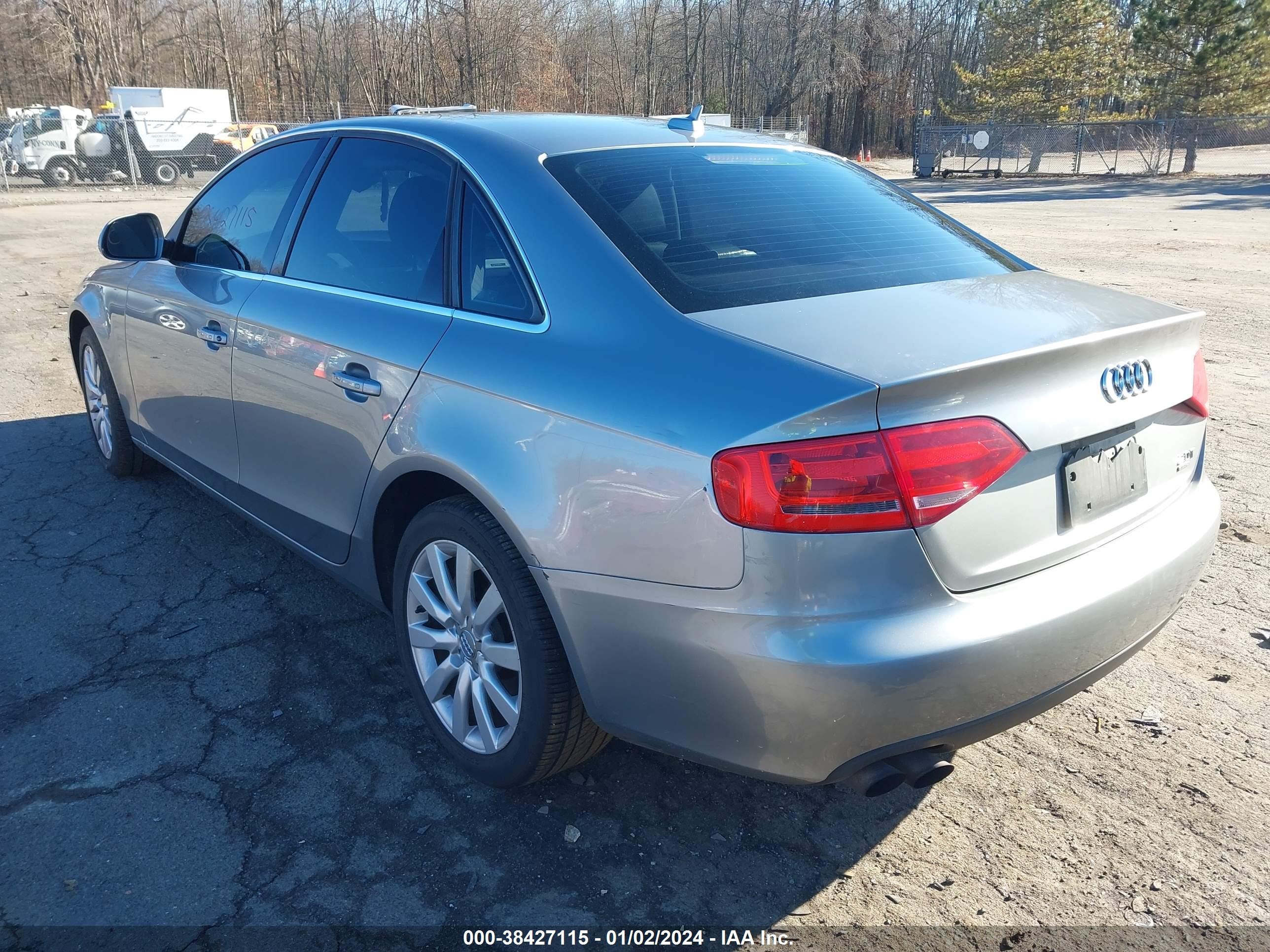 Photo 2 VIN: WAUSF78K29N046996 - AUDI A4 