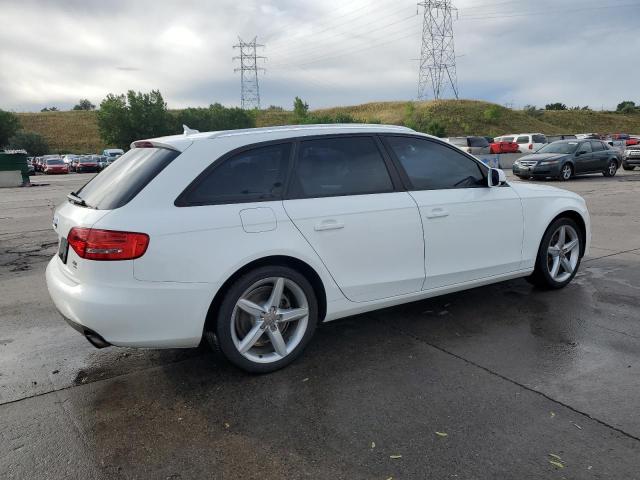 Photo 2 VIN: WAUSFAFL1CA088874 - AUDI A4 PREMIUM 