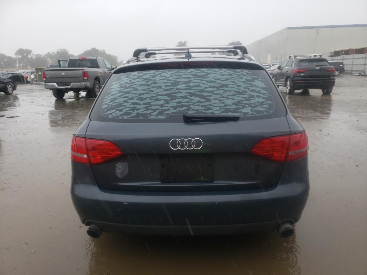 Photo 5 VIN: WAUSFAFL9BA008512 - AUDI A4 