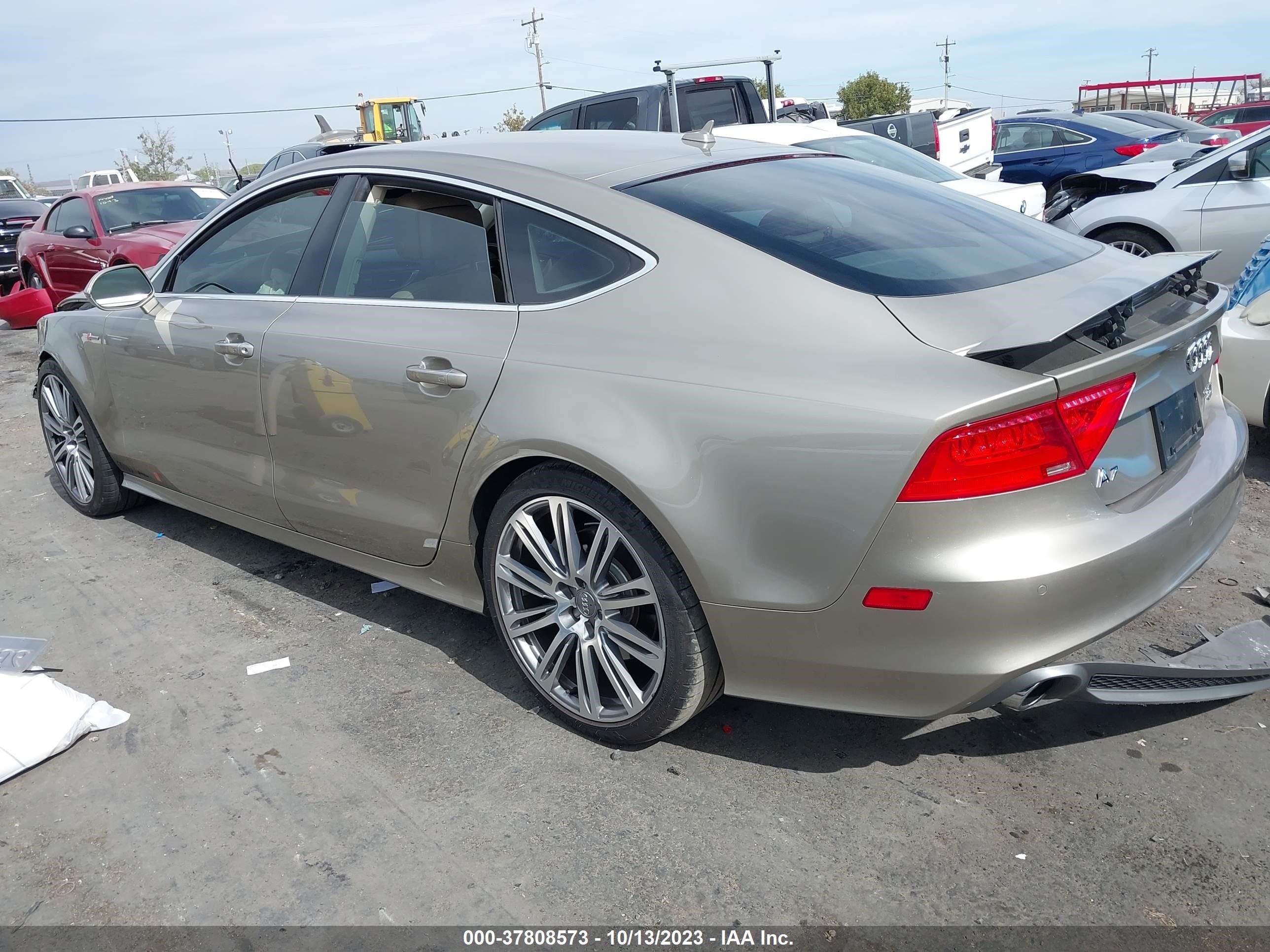 Photo 2 VIN: WAUSGAFC2CN009721 - AUDI A7 