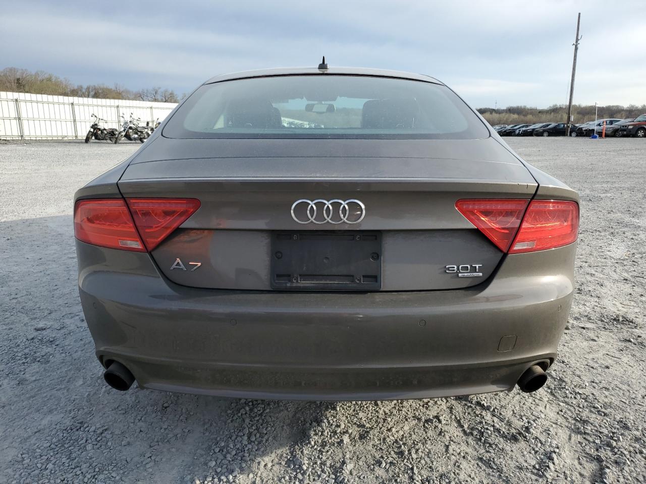 Photo 5 VIN: WAUSGAFC3CN025779 - AUDI A7 