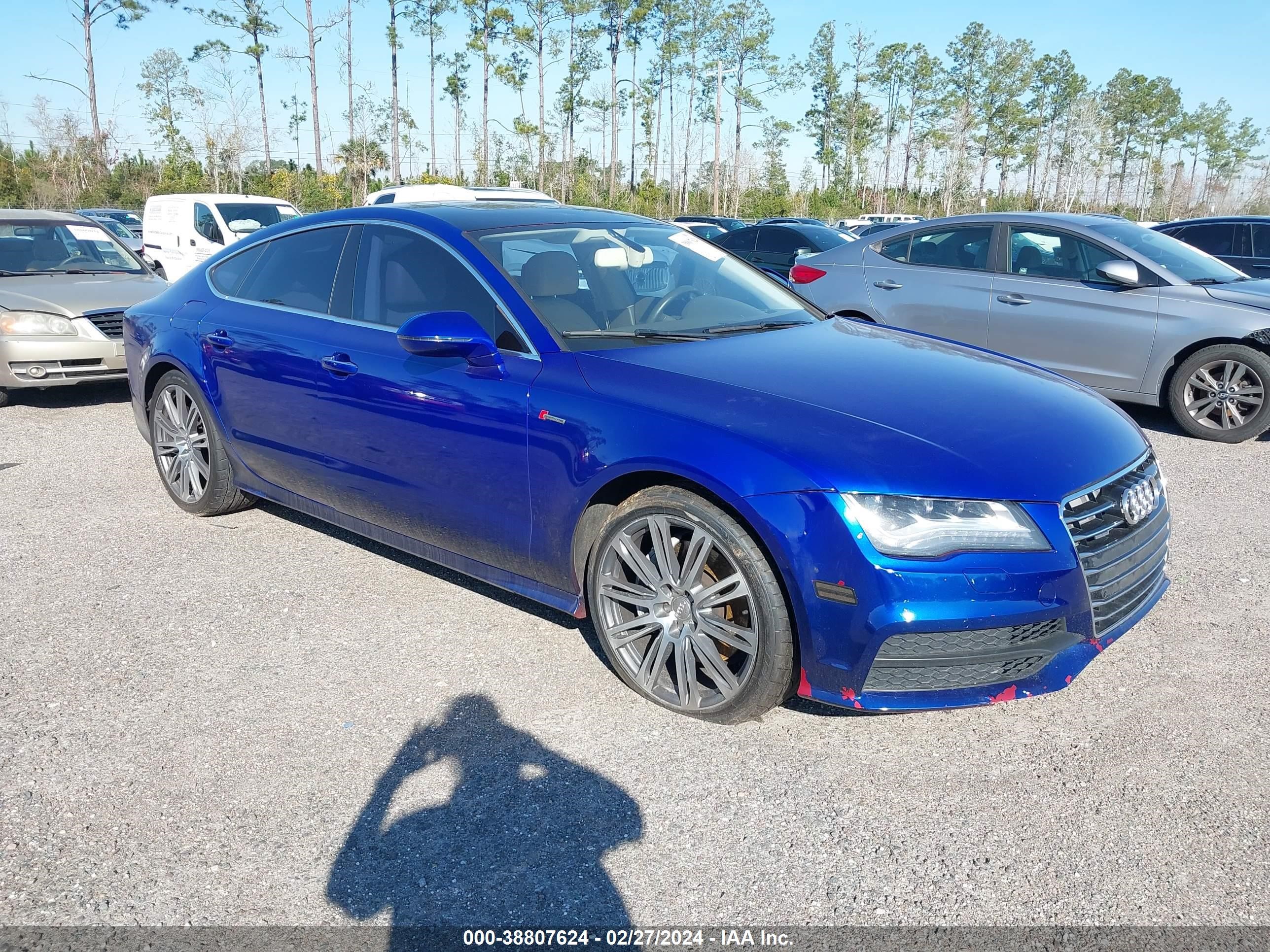 Photo 0 VIN: WAUSGAFC8CN004331 - AUDI A7 