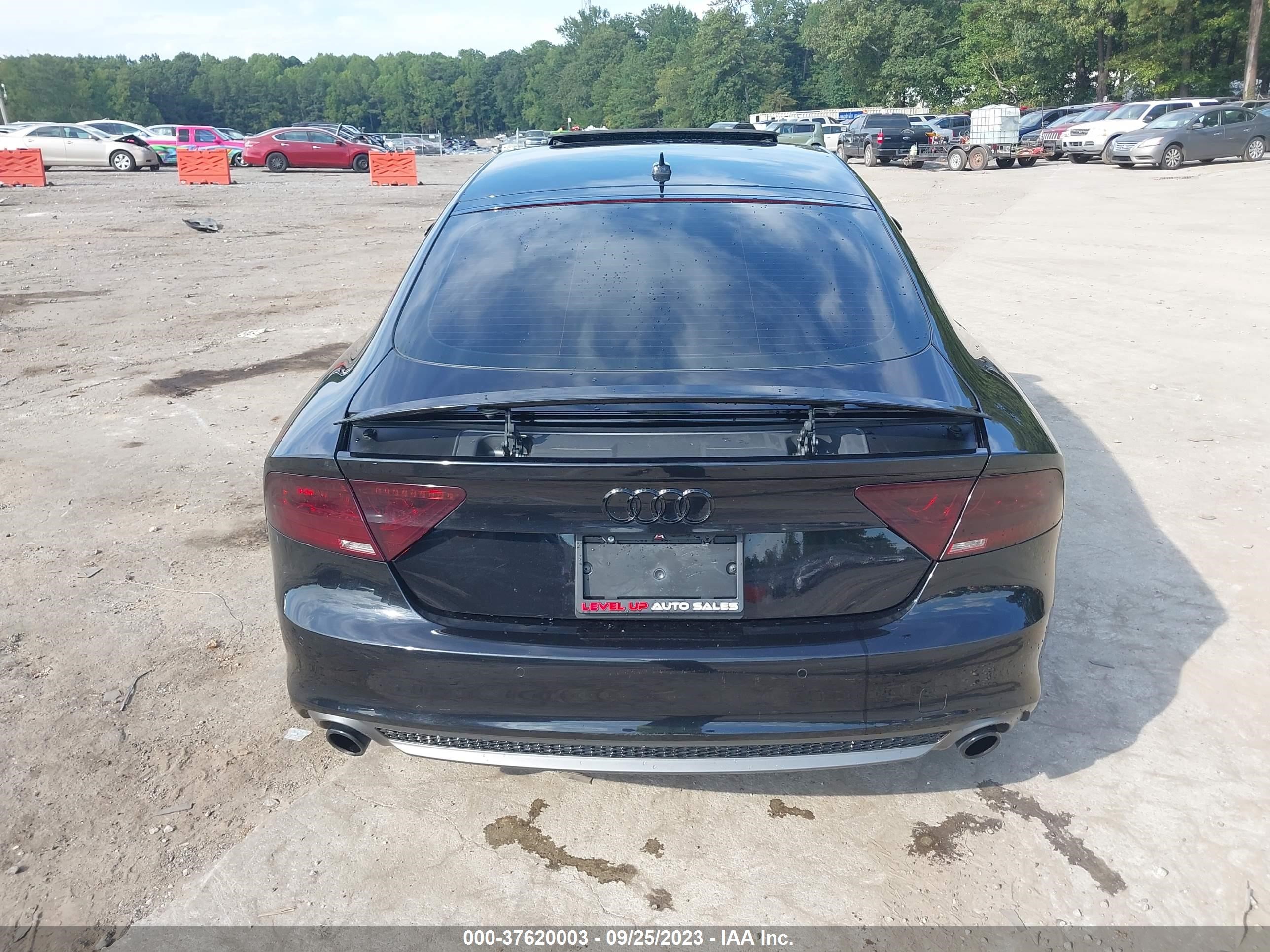 Photo 15 VIN: WAUSGAFC9CN002510 - AUDI A7 