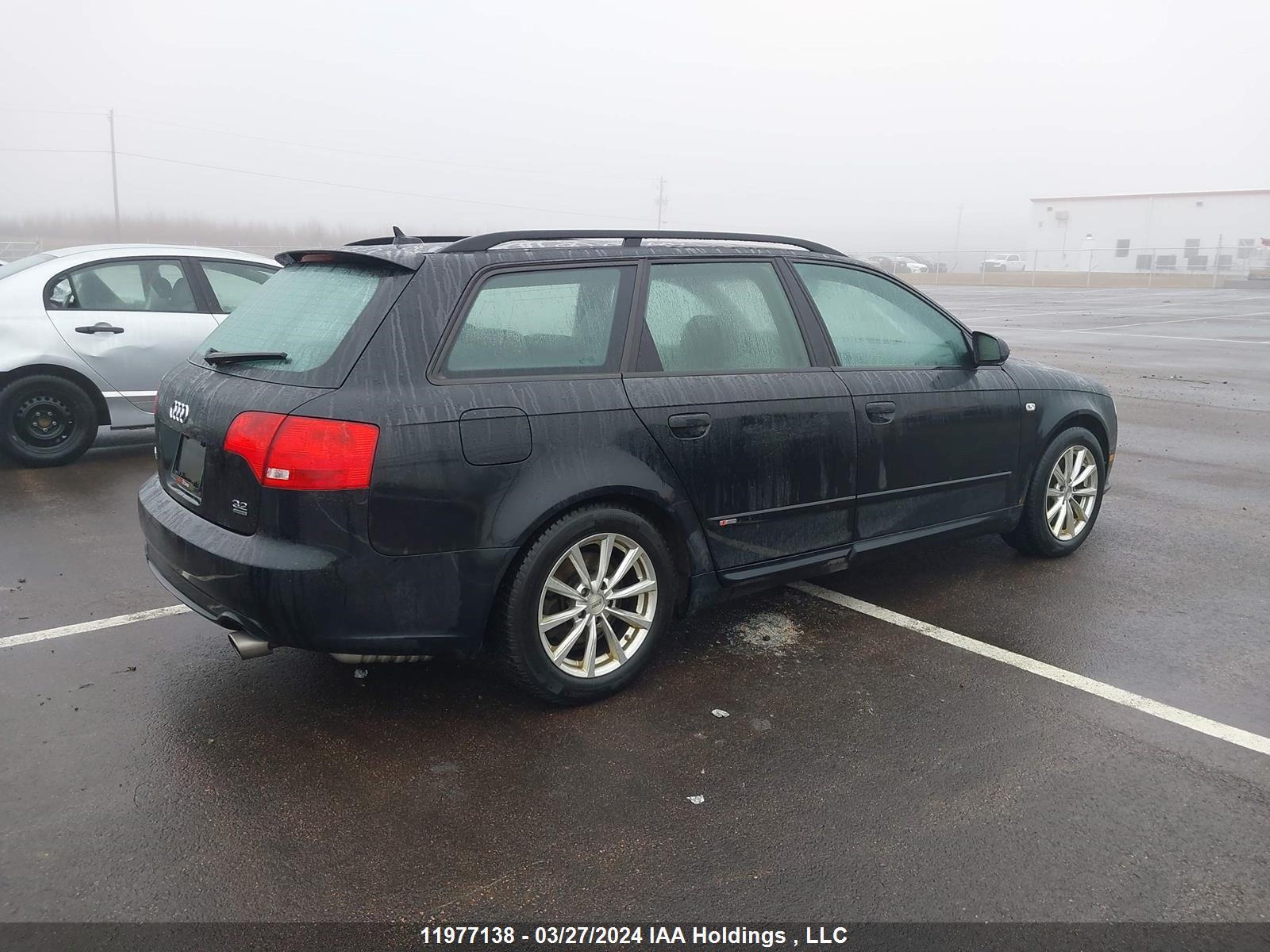 Photo 3 VIN: WAUSH98E58A040566 - AUDI A4 