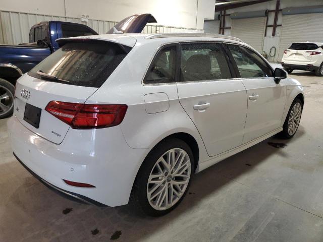 Photo 2 VIN: WAUSPBFF0JA109594 - AUDI A3 E-TRON 