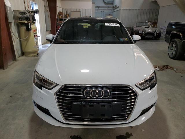 Photo 4 VIN: WAUSPBFF0JA109594 - AUDI A3 E-TRON 