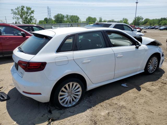 Photo 2 VIN: WAUSPBFF1GA106504 - AUDI A3 